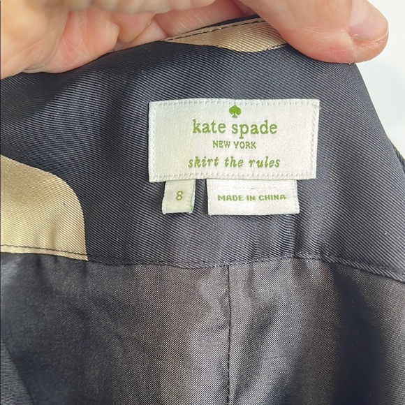 Kate Spade NWOT Silk Skirt Black Beige Polka Dot A-Line, Size 8 - Picture 2 of 10